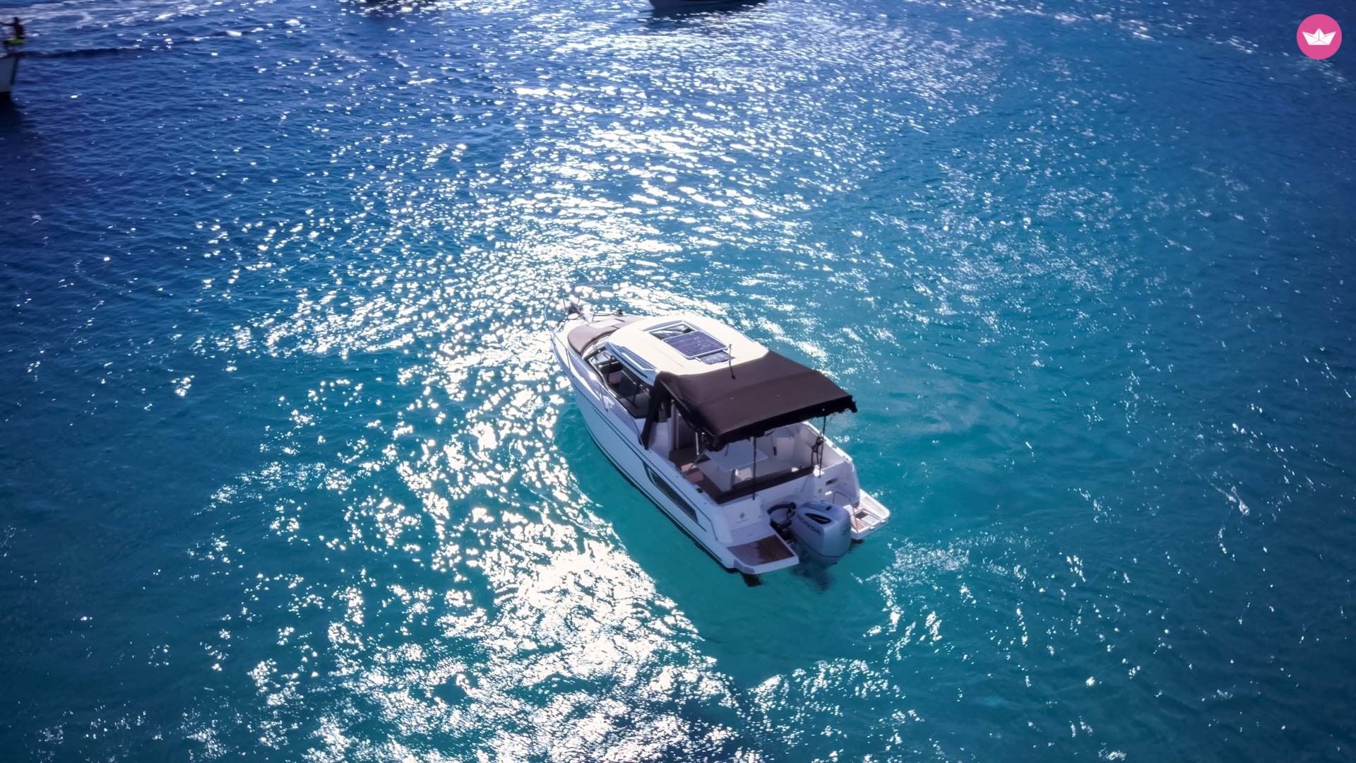 Motorboat Jeanneau Merry Fisher 795 for hire