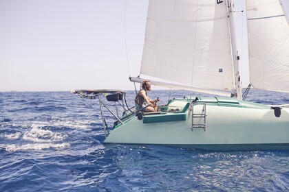 Hyra båt Katamaran LBV 35 Málaga