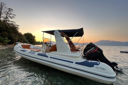 Noleggio Gommone Victor Tempest 670 Kekropia