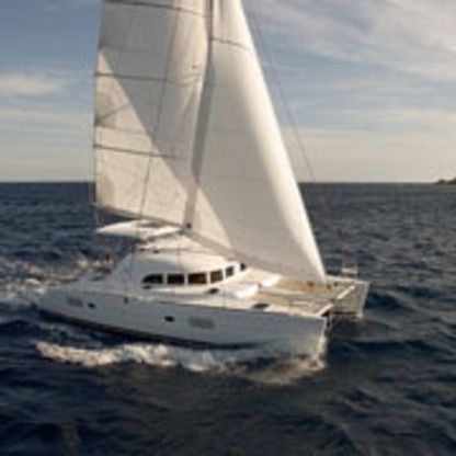 Location Catamaran Lagoon 380 S2 Victoria