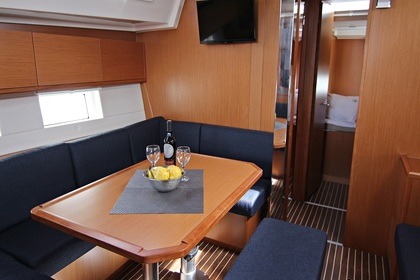 Hyra båt Segelbåt BAVARIA CRUISER 45 Kroatien