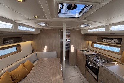 Hyra båt Segelbåt Beneteau Oceanis 37.1 Mallorca