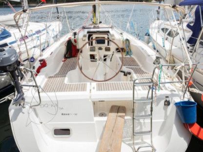 Rental Sailboat Beneteau 31 Zaton