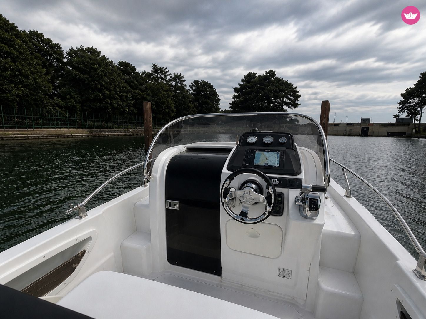 Bateau à moteur ☀️☀️☀️RANIERI SHADOW 22 ☀️☀️☀️ MERCURY VERADO 150 Compressé ( 200CV) 150cv 6