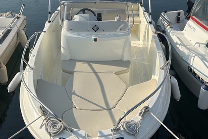 Verhuur Motorboot Jeanneau Cap Camarat 505 Style Fréjus