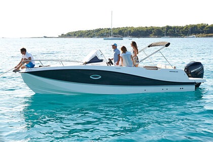 Quicksilver Activ 755 Sundeck