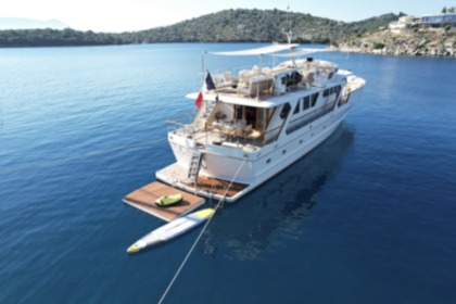 Charter Motor yacht Vish STALCA Corfu