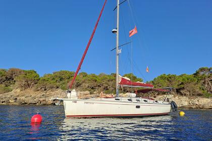 Charter Sailboat Dufour Gibsea 43 Barcelona