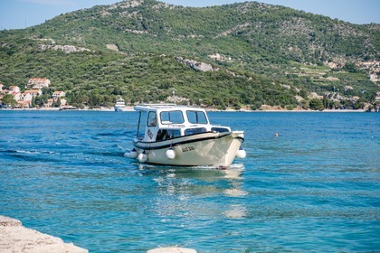 Hire Motorboat Greben, Vela Luka Lifeboat Dubrovnik