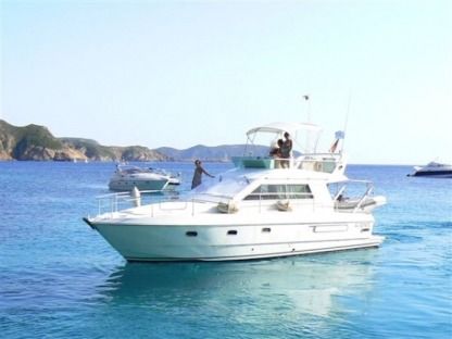 Alquiler Lancha Jeanneau Yarding Yacht 36 Ajaccio