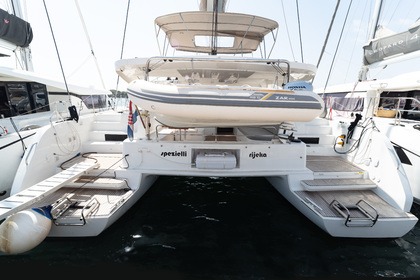 Lagoon 46 - 4 + 2 cab.