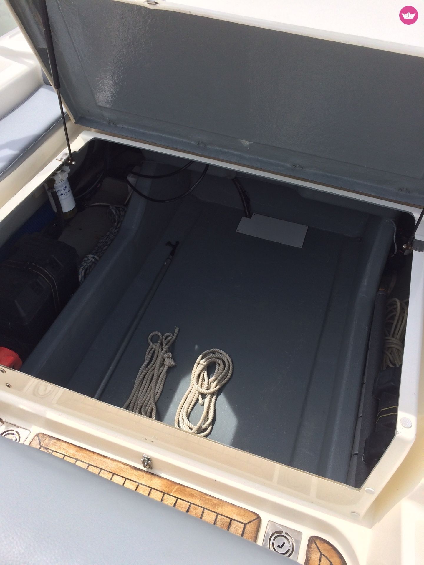 Jocker Boat Clubman 26( 8 Metres) à Hyères de particuliers et professionnels