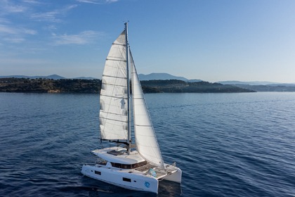 Hire Catamaran  Lagoon 42 Porto Cheli