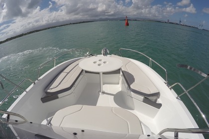 barca per wakeboarding ilets e mangrovie