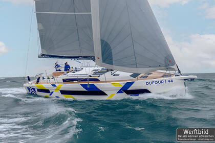 Charter Sailboat Dufour Yachts Dufour 44 - 3 cab. Palma de Mallorca