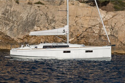 Rental Sailboat Beneteau Oceanis 38.1 Split