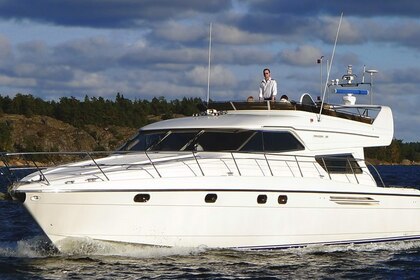 Hire Motorboat Princess 58 Gothenburg