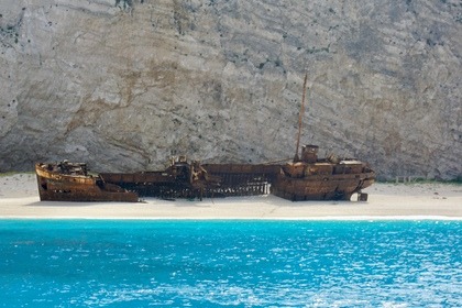Discover the Ionian Islands by Sailing Yacht: A Unique Adventure of Relaxation and Nature