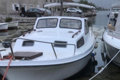 Hire Motorboat Vela Luka Local model Kotor