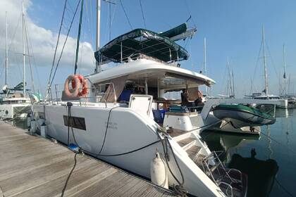 Location Catamaran Lagoon-Bénéteau Lagoon 620 - 6 + 2 cab. Thalang