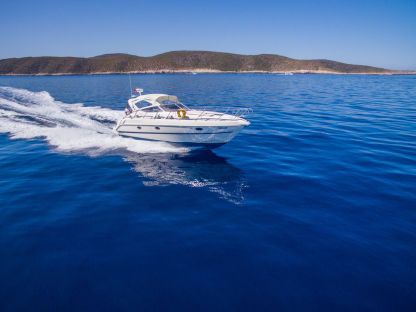 Charter Motorboat Cranchi Zaffiro 34 Agios Nikolaos