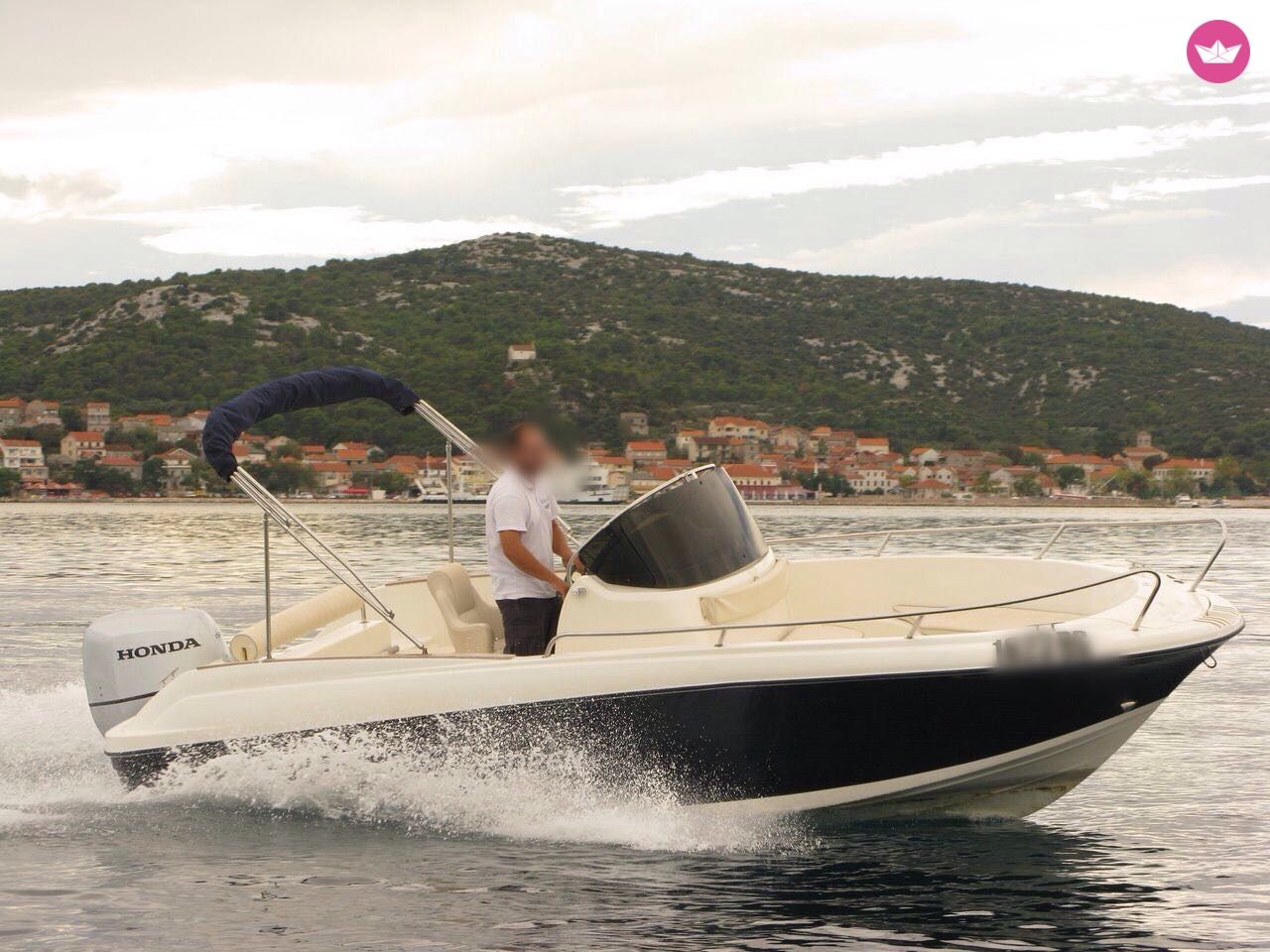 Barca a motore Insidias Marine Hm 22 Open da noleggiare