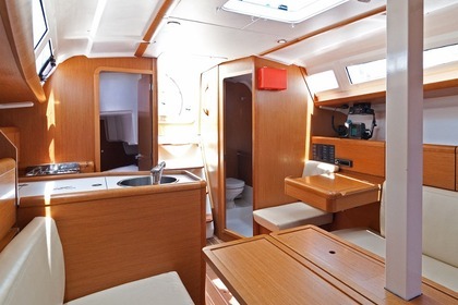 Sun Odyssey 33i