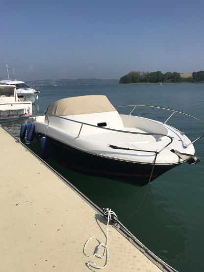 Location Bateau à moteur Jeanneau Cap Camarat 755 Wa Dinard