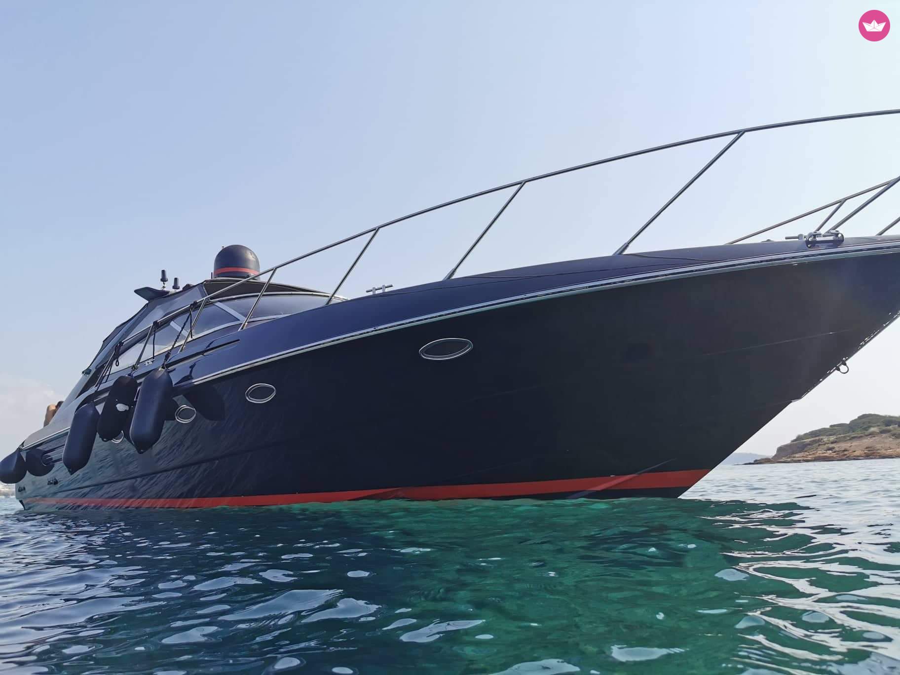 Charter Motorboat Sunseeker 47 Camargue Athens